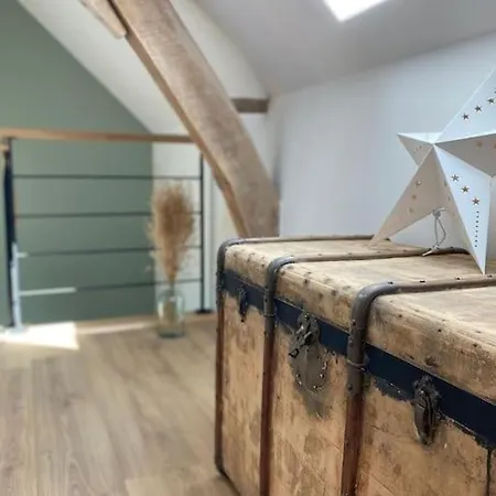 Le Carre 1869 لانداس