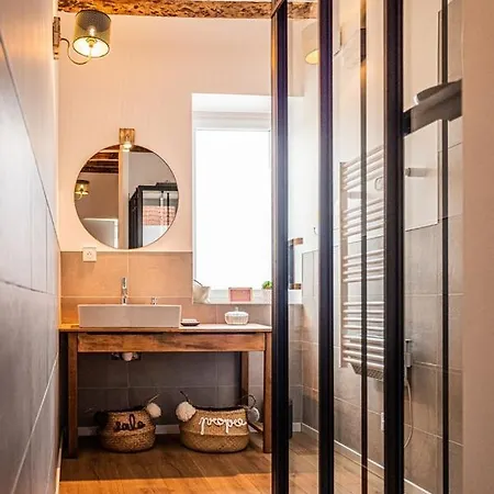 Le Carre 1869 * لانداس