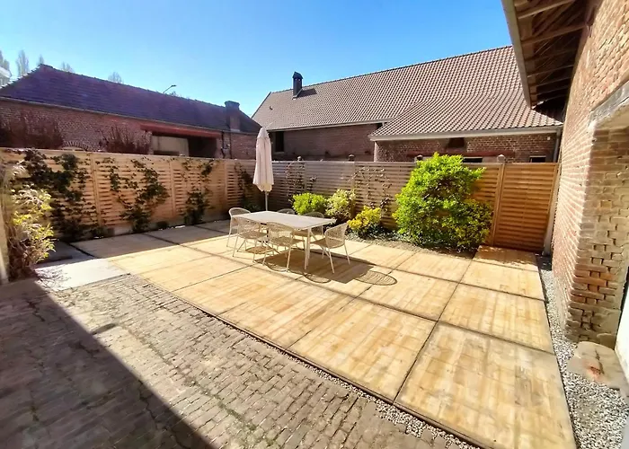 Le Carré 1869 Hébergement de vacances *